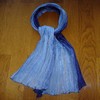 Echarpe plissée ombrée en pongé de soie MARC ROZIER - Dégradé de bleu